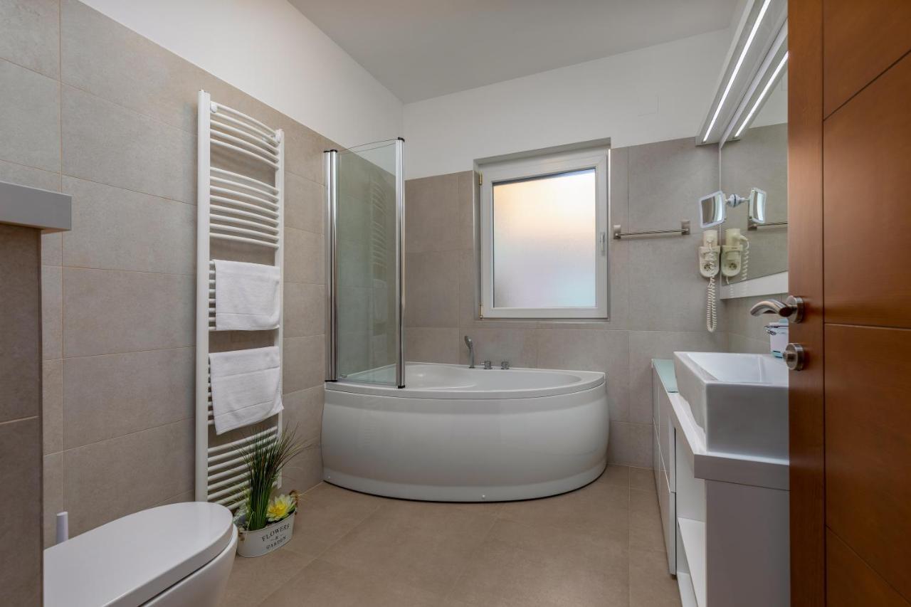 Casa Mateo Rovinj Villa ภายนอก รูปภาพ