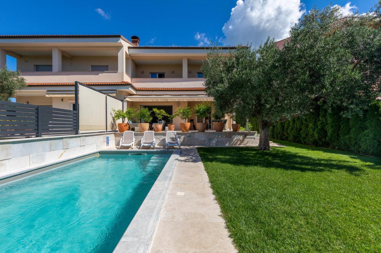Casa Mateo Rovinj Villa ภายนอก รูปภาพ